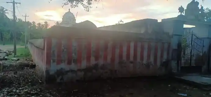 Arulmigu Lakshmi Narayana Perumal Temple, Koothur - 613104 அருள்மிகு லெட்சுமிநாராயண பெருமாள் திருக்கோயில், Koothur - 613104, Thanjavur - Ancient Temple Architecture and History Image 3