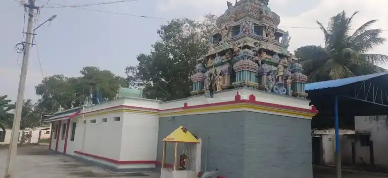 Arulmigu Lakshmi Narayana Perumal Temple, Krishnapuram - 636202 அருள்மிகு லட்சுமி நாராயண பெருமாள் திருக்கோயில், Krishnapuram - 636202, Dharmapuri - Ancient Temple Architecture and History Image 2