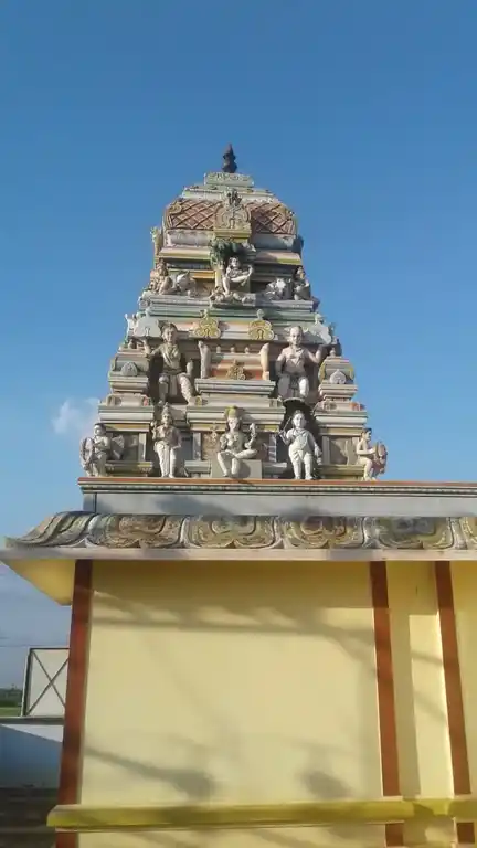 Arulmigu Lakshmi Narayana Perumal Temple, Lathuvadi - 637002 அருள்மிகு லட்சுமி நாராயணப்பெருமாள் திருக்கோயில், Lathuvadi - 637002, Namakkal - Ancient Temple Architecture and History Image 3
