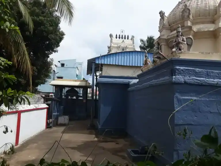 Arulmigu Lakshmi Narayana Perumal Temple, Madapakkam - 603202 அருள்மிகு இலட்சுமி நாராயணப் பெருமாள் திருக்கோயில், மாடப்பாக்கம், கூடுவான்சேரி - 603202, Kancheepuram - Ancient Temple Architecture and History Image 7