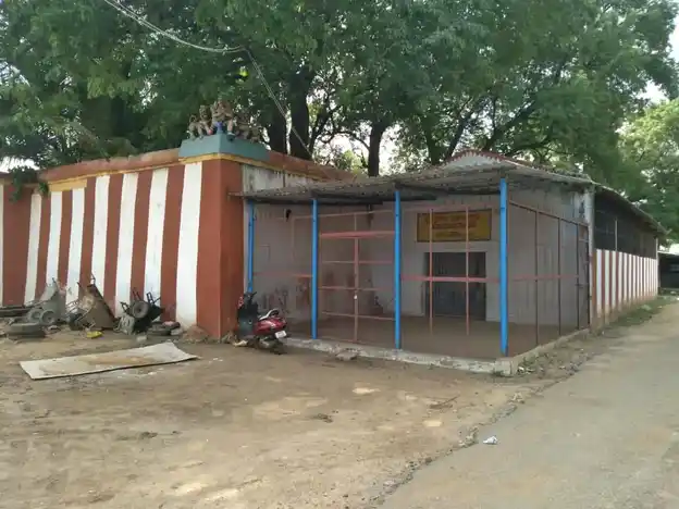 Arulmigu Lakshmi Narayana Perumal Temple, Murappanadu - 628615 அருள்மிகு லெட்சுமி நாராயண பெருமாள் திருக்கோயில், Murappanadu - 628615, Thoothukudi - Ancient Temple Architecture and History Image 3