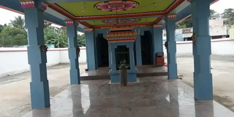 Arulmigu Lakshmi Narayana Perumal Temple, Nandhivaadi - 605203 அருள்மிகு லட்சுமிநாராணப்பெருமாள் திருக்கோயில், Nandhivaadi - 605203, Viluppuram - Ancient Temple Architecture and History Image 2