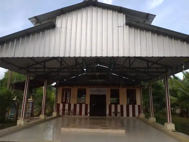 Arulmigu Lakshmi Narayana Perumal Temple, Nimmeli - 610105 அருள்மிகு லெட்சுமிநாராயணப்பெருமாள் திருக்கோயில், Nimmeli - 610105, Thiruvarur - Ancient Temple Architecture and History Image 5