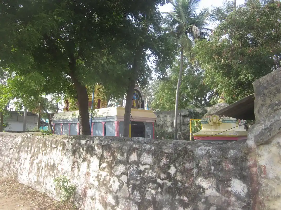Arulmigu Lakshmi Narayana Perumal Temple, Ogaiyur - 606204 அருள்மிகு லட்சுமிநாராயணப்பெருமாள் திருக்கோயில், Ogaiyur - 606204, Kallakurichi - Ancient Temple Architecture and History Image 4