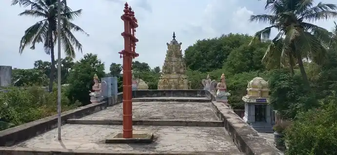 Arulmigu Lakshmi Narayana Perumal Temple, P.Villiyanur - 605105 அருள்மிகு லட்சுமிநாராயணப்பெருமாள் திருக்கோயில், ப. வில்லியனுர் - 605105, Viluppuram - Ancient Temple Architecture and History Image 2