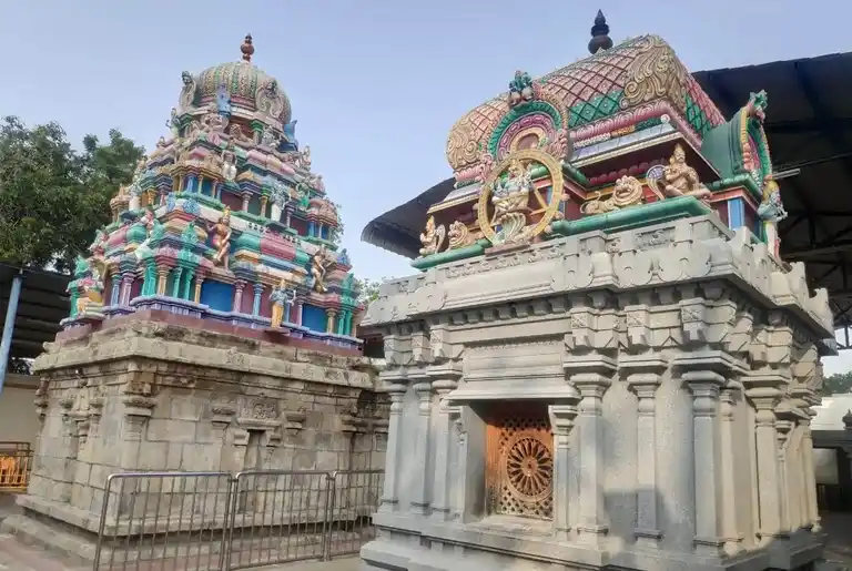 Arulmigu Lakshmi Narayana Perumal Temple, Palani - 624601 அருள்மிகு லட்சுமி நாராயண பெருமாள் திருக்கோயில், பழனி - 624601, Dindigul - Ancient Temple Architecture and History Image 4