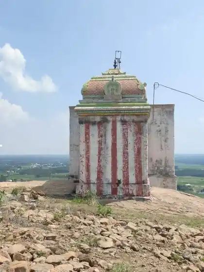 Arulmigu Lakshmi Narayana Perumal Temple, Perumalputhur - 642204 அருள்மிகு லட்சுமிநாராயணப்பெருமாள் திருக்கோயில், Perumalputhur - 642204, Tiruppur - Ancient Temple Architecture and History Image 3