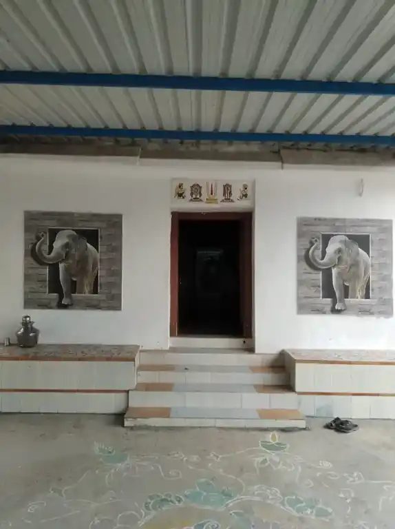 Arulmigu Lakshmi Narayana Perumal Temple, Perungattur - 604402 Arulmigu Lakshmi Narayana Perumal Temple, Perungattur - 604402, Tiruvannamalai - Ancient Temple Architecture and History Image 6