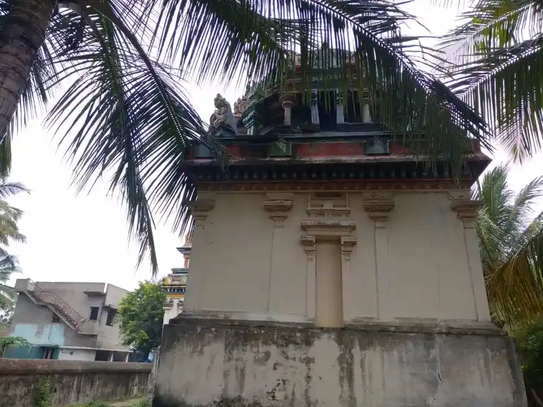 Arulmigu Lakshmi Narayana Perumal Temple, Puthagaram - 612602 அருள்மிகு லெட்சுமி நாராயணப்பெருமாள் திருக்கோயில், Puthagaram - 612602, Thanjavur - Ancient Temple Architecture and History Image 4