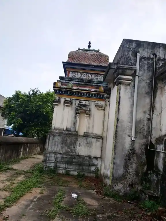 Arulmigu Lakshmi Narayana Perumal Temple, Puthagaram - 612602 அருள்மிகு லெட்சுமி நாராயணப்பெருமாள் திருக்கோயில், Puthagaram - 612602, Thanjavur - Ancient Temple Architecture and History Image 6