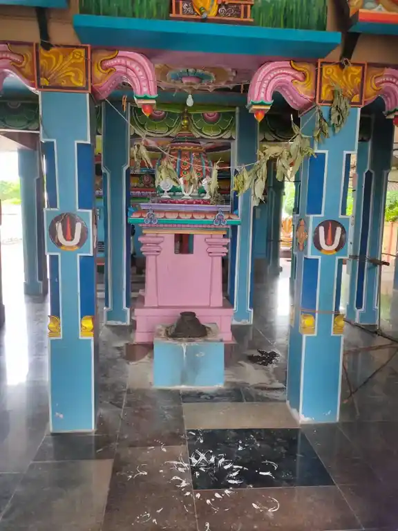 Arulmigu Lakshmi Narayana Perumal Temple, Sengurichi - 606115 அருள்மிகு லட்சுமிநாராயணப்பெருமாள் திருக்கோயில், Sengurichi - 606115, Kallakurichi - Ancient Temple Architecture and History Image 3