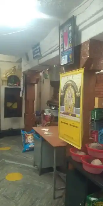 Arulmigu Lakshmi Narayana Perumal Veera Anjaneyaswamy Temple, Woraiyur, Thiruchirappalli - 620003 Arulmigu Lakshmi Narayana Perumal Veera AnjaneyaSwamy Temple, Woraiyur, Thiruchirappalli - 620003, Thiruchirappalli - Ancient Temple Architecture and History Image 4