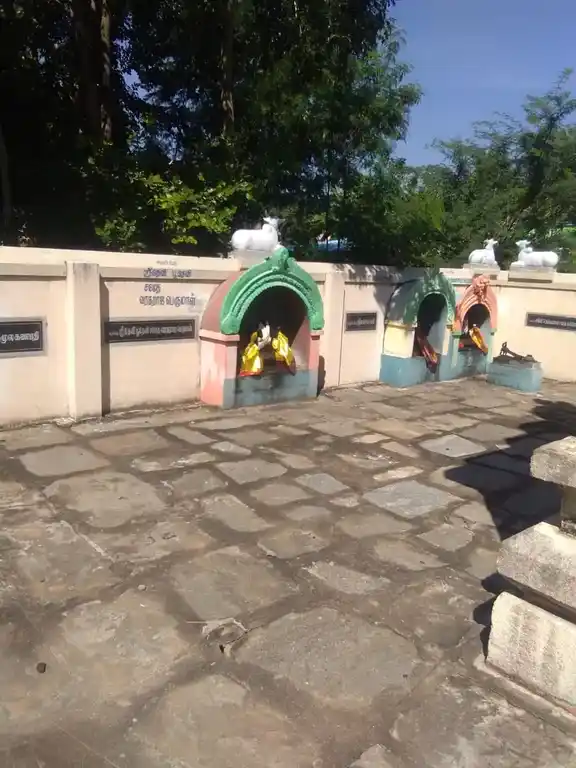 Arulmigu Lakshmi Narayanan Perumal Temple, Periya Olaipadi - 606754 Arulmigu Lakshmi Narayanan Perumal Temple, Periya Olaipadi, Periya Olaipadi - 606754, Tiruvannamalai - Ancient Temple Architecture and History Image 3