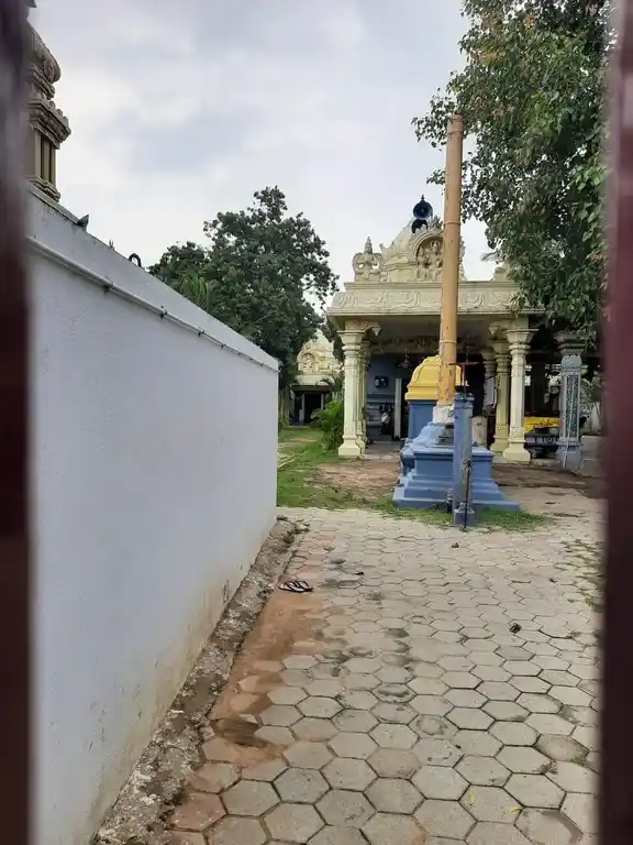 Arulmigu Lakshmi Narayanaperumal alias Vaikuntaperumal Temple, Street Centre Of The Town, Athipatu - 601204