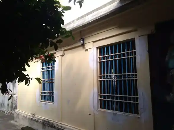 Arulmigu Lakshmi Narayanaperumal Engindra Venugopalaswamy Temple, Mayiladuthurai - 609001 ஸ்ரீ லெட்சுமி நாராயண பெருமாள் என்கிற ஸ்ரீ வேணுகோபாலசுவாமி திருக்கோயில், Mayiladuthurai - 609001, Mayiladuthurai - Ancient Temple Architecture and History Image 2