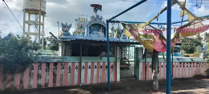 Arulmigu Lakshmi Narayanaperumal Temple, Ammundi - 632515 அருள்மிகு லட்சுமிநாராயணப்பெருமாள் திருக்கோயில், அம்மூண்டி - 632515, Vellore - Ancient Temple Architecture and History Image 4