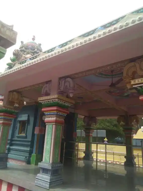 Arulmigu Lakshmi Narayanaperumal Temple, Genguvarpatti - 625203 Arulmigu Lakshmi Narayanaperumal Temple, Genguvarpatti - 625203, Theni - Ancient Temple Architecture and History Image 4