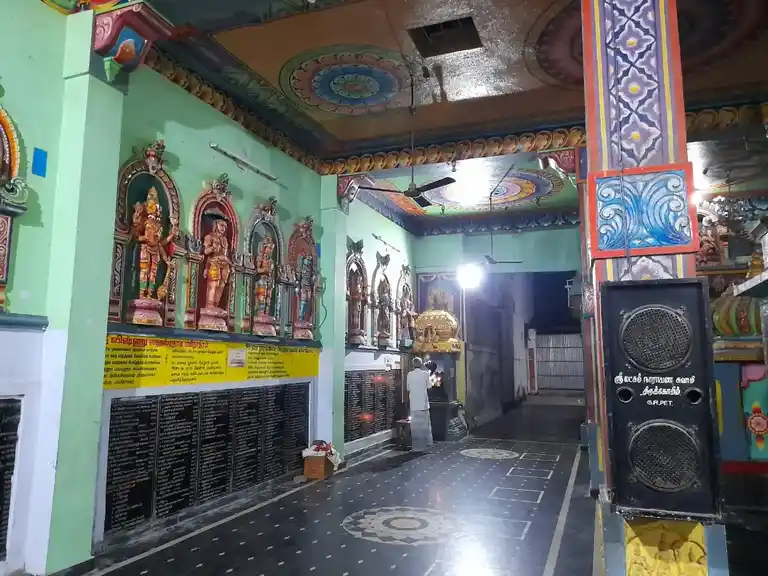 Arulmigu Lakshmi Narayanaperumal Temple, Guruvarajapettai - 632107 அருள்மிகு லட்சுமி நாராயணப்பெருமாள் திருக்கோயில், குருவராஜப்பட்டை - 632107, Ranipet - Ancient Temple Architecture and History Image 9