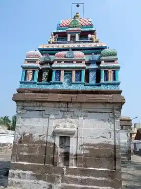 Arulmigu Lakshmi Narayanaperumal Temple, Kadaladi, Kadaladi - 606751 அருள்மிகு லட்சுமிநாராயணபெருமாள் திருக்கோயில், Kadaladi, Kadaladi - 606751, Tiruvannamalai - Ancient Temple Architecture and History Image 9