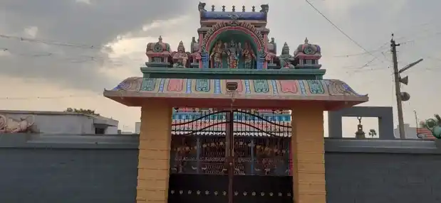 Arulmigu Lakshmi Narayanaperumal Temple, Kamakkapatti - 638151 அருள்மிகு லெட்சுமி நாராயணப் பெருமாள் திருக்கோயில், Kamakkapatti - 638151, Karur - Ancient Temple Architecture and History Image 2