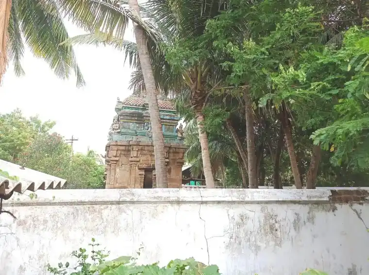 Arulmigu Lakshmi Narayanaperumal Temple, Kandirathertham - 621851 அருள்மிகு லெட்சுமி நாராணயப் பெருமாள் திருக்கோயில், Kandirathertham - 621851, Ariyalur - Ancient Temple Architecture and History Image 2