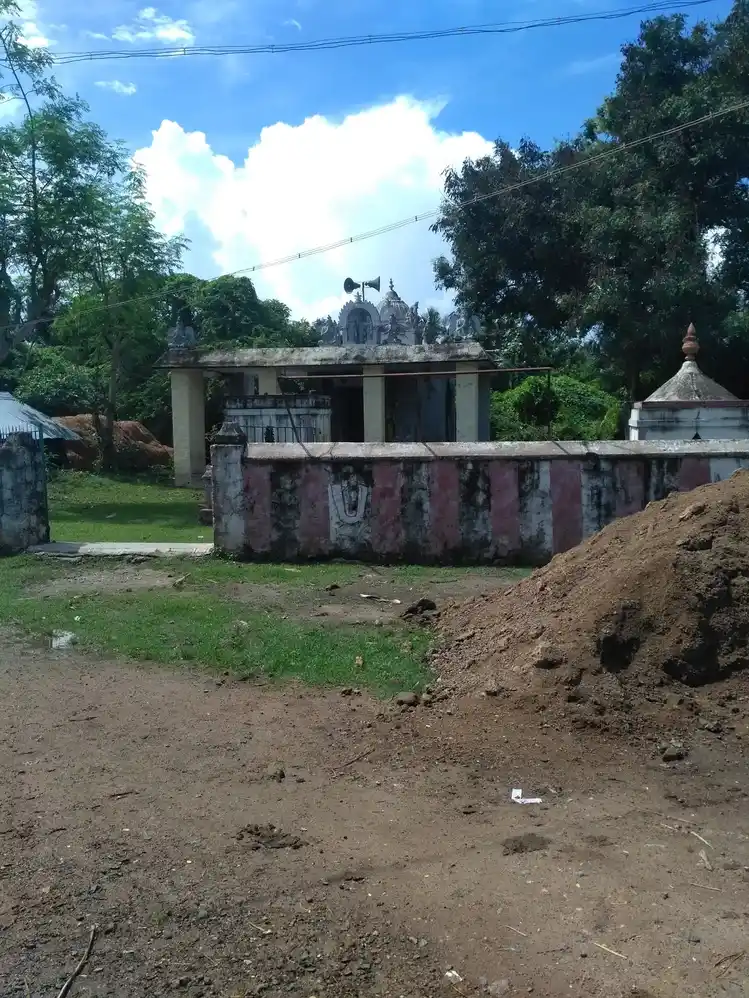 Arulmigu Lakshmi Narayanaperumal Temple, Keilammoor - 603301 அருள்மிகு லட்சுமி நாராயணப் பெருமாள் திருக்கோயில், கீழாமூர், கீழாமூர் - 603301, Chengalpattu - Ancient Temple Architecture and History Image 3