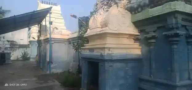 Arulmigu Lakshmi Narayanaperumal Temple, Kotlampakkam - 607108 Arulmigu Lakshmi Narayanaperumal Temple, Kotlampakkam - 607108, Cuddalore - Ancient Temple Architecture and History Image 5