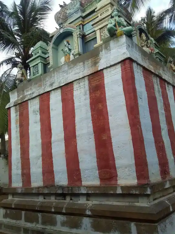 Arulmigu Lakshmi Narayanaperumal Temple, Krishnarayapuram - 639128 Arulmigu Lakshmi narayanaperumal Temple, Krishnarayapuram - 639128, Karur - Ancient Temple Architecture and History Image 3
