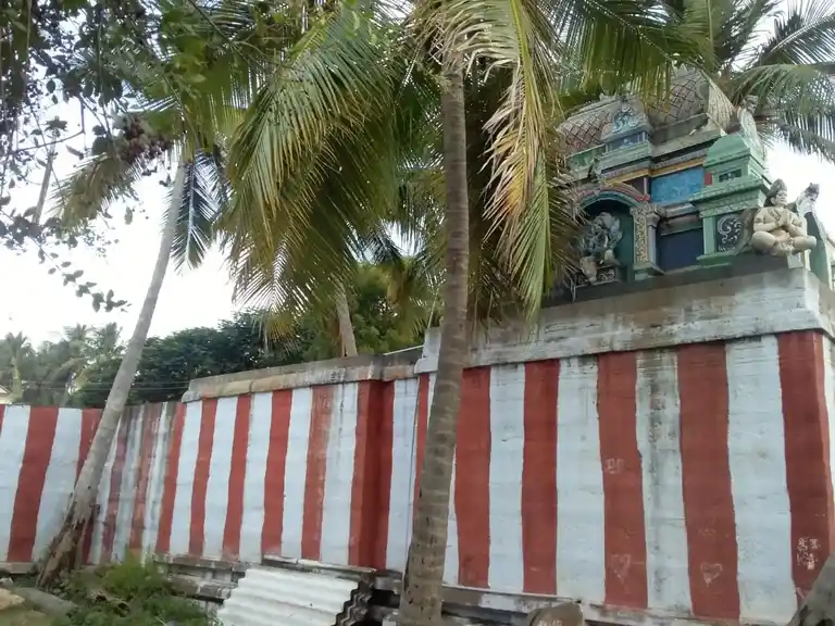 Arulmigu Lakshmi Narayanaperumal Temple, Krishnarayapuram - 639128 Arulmigu Lakshmi narayanaperumal Temple, Krishnarayapuram - 639128, Karur - Ancient Temple Architecture and History Image 4