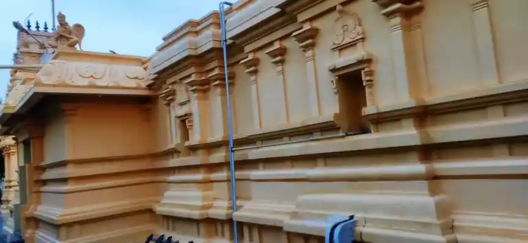 Arulmigu Lakshmi Narayanaperumal Temple, Mullai - 635752 அருள்மிகு லட்சுமி நாராயன பெருமாள் திருக்கோயில், முல்லை - 635752, Thirupathur - Ancient Temple Architecture and History Image 2