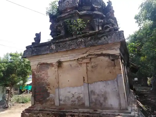 Arulmigu Lakshmi Narayanaperumal Temple, Nemelli - 609805 அருள்மிகு லெட்சுமி நாராயணப்பெருமாள் திருக்கோயில், Nemelli - 609805, Mayiladuthurai - Ancient Temple Architecture and History Image 2