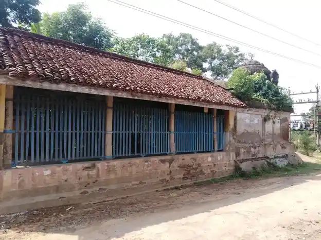 Arulmigu Lakshmi Narayanaperumal Temple, Nemelli - 609805 அருள்மிகு லெட்சுமி நாராயணப்பெருமாள் திருக்கோயில், Nemelli - 609805, Mayiladuthurai - Ancient Temple Architecture and History Image 5