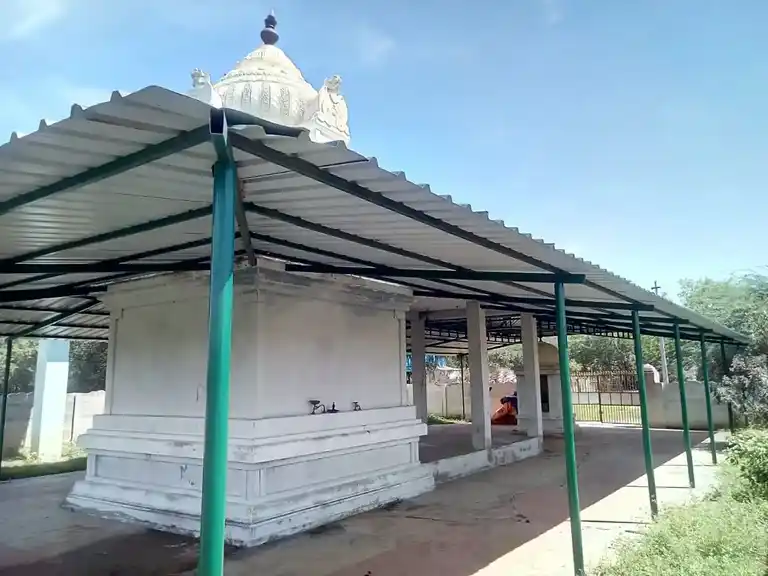 Arulmigu Lakshmi Narayanapperumal Temple, Keeranur - 614620 Arulmigu Lakshmi Narayanapperumal Temple, Keeranur - 614620, Pudukkottai - Ancient Temple Architecture and History Image 3