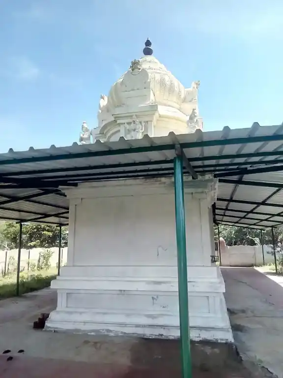 Arulmigu Lakshmi Narayanapperumal Temple, Keeranur - 614620 Arulmigu Lakshmi Narayanapperumal Temple, Keeranur - 614620, Pudukkottai - Ancient Temple Architecture and History Image 5