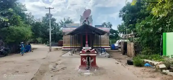 Arulmigu Lakshmi Narayanapperumal Temple, Melur - 622507 Arulmigu Lakshmi Narayanapperumal Temple, Melur - 622507, Pudukkottai - Ancient Temple Architecture and History Image 5