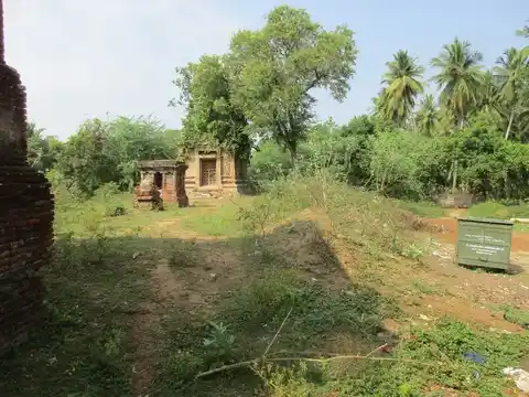 Arulmigu Lakshmi Narayanperumal Temple, Athichamangalam - 612804 அருள்மிகு லெட்சுநாராயணப்பெருமாள் திருக்கோயில், Athichamangalam - 612804, Thiruvarur - Ancient Temple Architecture and History Image 3