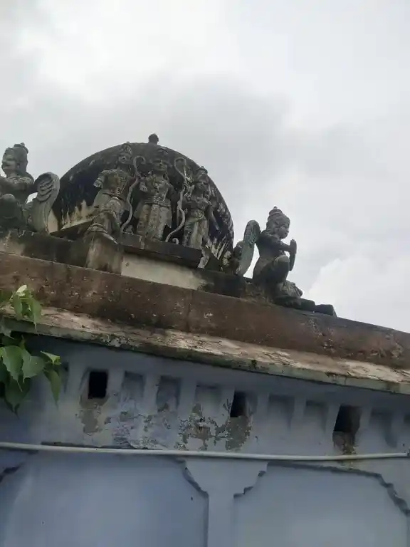 Arulmigu Lakshmi Narayaperumal Temple, Pulipakkam - 603107 அருள்மிகு லட்சுமி நாராயணப்பெருமாள் திருக்கோயில், Pulipakkam - 603107, Kancheepuram - Ancient Temple Architecture and History Image 2