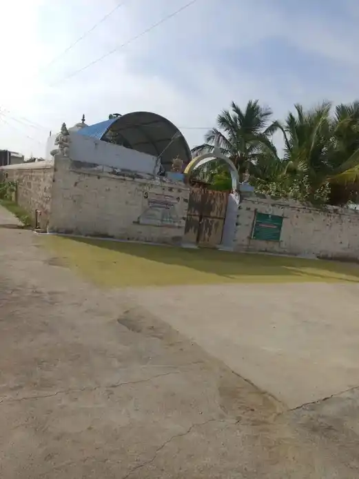 Arulmigu Lakshmi Narayna Perumal Temple, Aravakurichi - 639201 அருள்மிகு லட்சுமி நாராயண பெருமாள் திருக்கோயில், Aravakurichi - 639201, Karur - Ancient Temple Architecture and History Image 5