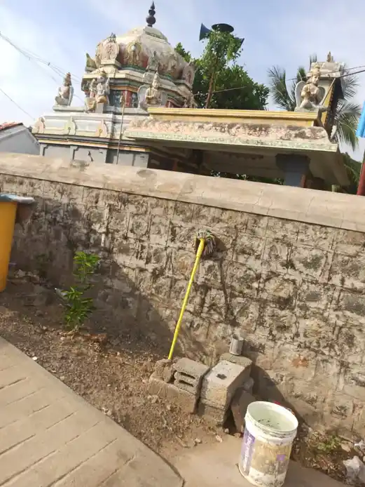 Arulmigu Lakshmi Narayna Perumal Temple, Aravakurichi - 639201 அருள்மிகு லட்சுமி நாராயண பெருமாள் திருக்கோயில், Aravakurichi - 639201, Karur - Ancient Temple Architecture and History Image 7