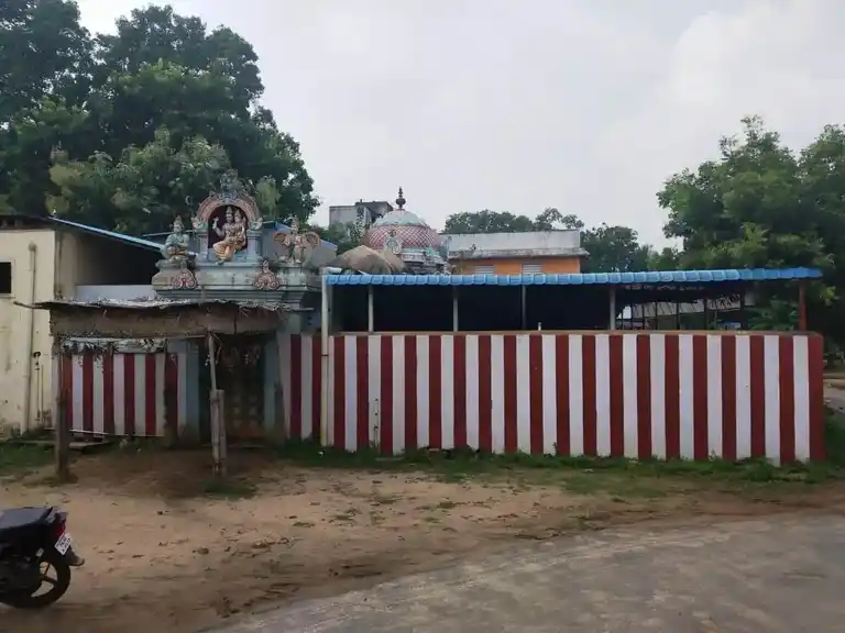 Arulmigu Lakshmi Naryanaperumal Temple, Anumanthapuram, Thirumailadi - 609101 அருள்மிகு லெட்சுமிநாராயணபெருமாள் திருக்கோயில், Anumanthapuram, Sirkali - 609101, Mayiladuthurai - Ancient Temple Architecture and History Image 3