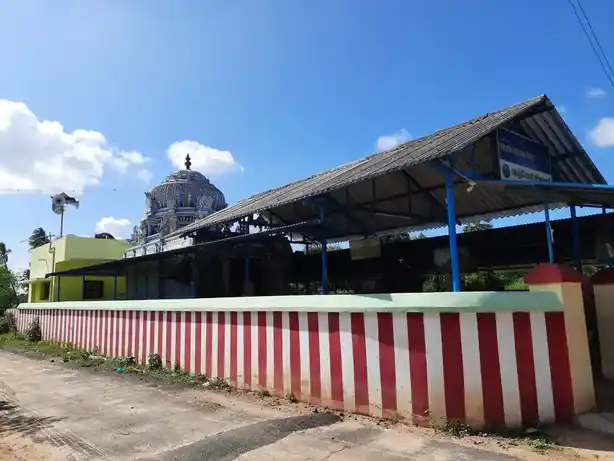 Arulmigu Lakshmi Naryanaperumal Temple, Erukoor - 609110 அருள்மிகு லெஷ்மி நாராயணபெருமாள் திருகோயில், Sirkali - 609110, Mayiladuthurai - Ancient Temple Architecture and History Image 3