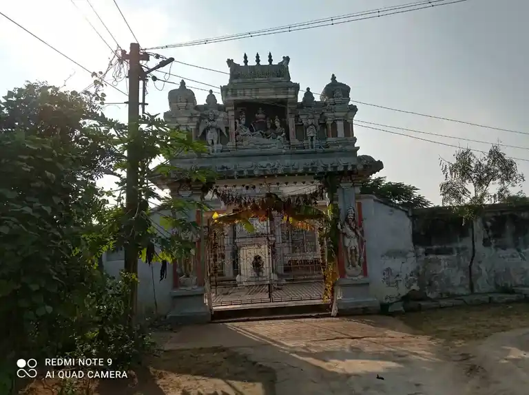 Arulmigu Lakshmi Perumal Temple, Siruvalayam - 631001 அருள்மிகு லட்சுமி பெருமாள் திருக்கோயில், சிருவளையம் - 631001, Ranipet - Ancient Temple Architecture and History Image 5