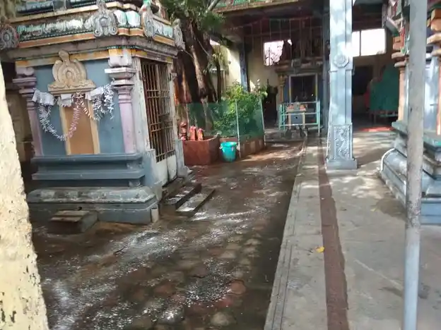 Arulmigu Lakshmi Vengateshwara Vempuliamman Temple, Tambaram, Chennai - 600045 அருள்மிகு லட்சுமி வெங்கடேஸ்வர வேம்புலியம்மன் திருக்கோயில், தாம்பரம், சென்னை - 600045, Chengalpattu - Ancient Temple Architecture and History Image 2