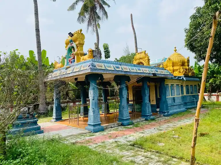 Arulmigu Lakshmiamman Temple, End Of The Village, Kammarpalayam - 601201 அருள்மிகு லட்சுமியம்மன் திருக்கோயில், End Of The Village, Kammarpalayam - 601201, Tiruvallur - Ancient Temple Architecture and History Image 2