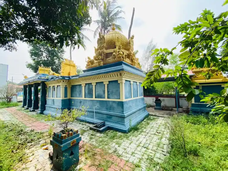 Arulmigu Lakshmiamman Temple, End Of The Village, Kammarpalayam - 601201 அருள்மிகு லட்சுமியம்மன் திருக்கோயில், End Of The Village, Kammarpalayam - 601201, Tiruvallur - Ancient Temple Architecture and History Image 4