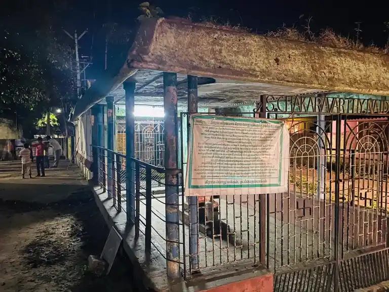 Arulmigu Lakshmiamman Temple, End Of The Village, Thadaperumbakkam - 601204 Arulmigu Lakshmiamman Temple, End Of The Village, Thadaperumbakkam - 601204, Tiruvallur - Ancient Temple Architecture and History Image 2