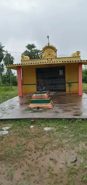 Arulmigu Lakshmiamman Temple, Near Ration Shop, Chennavaram - 601201 அருள்மிகு லட்சுமியம்மன் திருக்கோயில், Near Ration Shop, Chennavaram - 601201, Tiruvallur - Ancient Temple Architecture and History Image 4