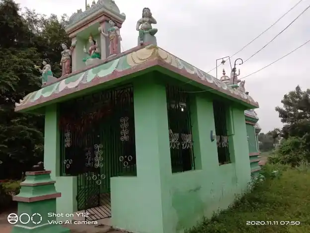 Arulmigu Lakshmiamman Temple, Periyakarumbur - 601204 அருள்மிகு லட்சுமியம்மன் திருக்கோயில், பெரியகரும்பூர் - 601204, Tiruvallur - Ancient Temple Architecture and History Image 3