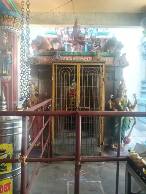 Arulmigu Lakshminarasimar Temple, Puvarasankuppam - 605105 அருள்மிகு இலட்சுமி நரசிம்ம சுவாமி திருக்கோயில், பூவரசன்குப்பம் - 605105, Viluppuram - Ancient Temple Architecture and History Image 2