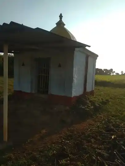 Arulmigu Lakshminarasimmaswamy Temple, Govinthapuram, Govinthapuram - 642109 அருள்மிகு இலட்சுமி நரசிம்மசாமி திருக்கோயில், காேவிந்தாபுரம், Govinthapuram - 642109, Coimbatore - Ancient Temple Architecture and History Image 4